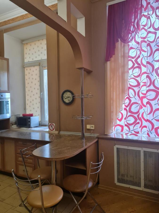 Apartamento Центр, Євгена Коновальця, 3 Lutsʼk Exterior foto
